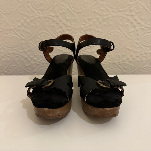 Rachel Comey Platform Sandal Clogs, Black with Buckle Detail, Size 6 - Picture 2 of 7